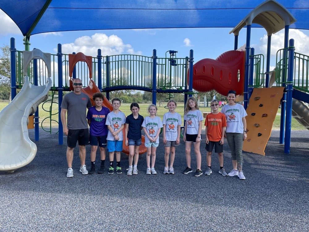 Reindeer Dashers of the CGE Running Club | Citrus Grove Elementary School