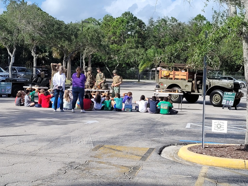Road to Victory Military Museum travels to Crystal Lake Elementary