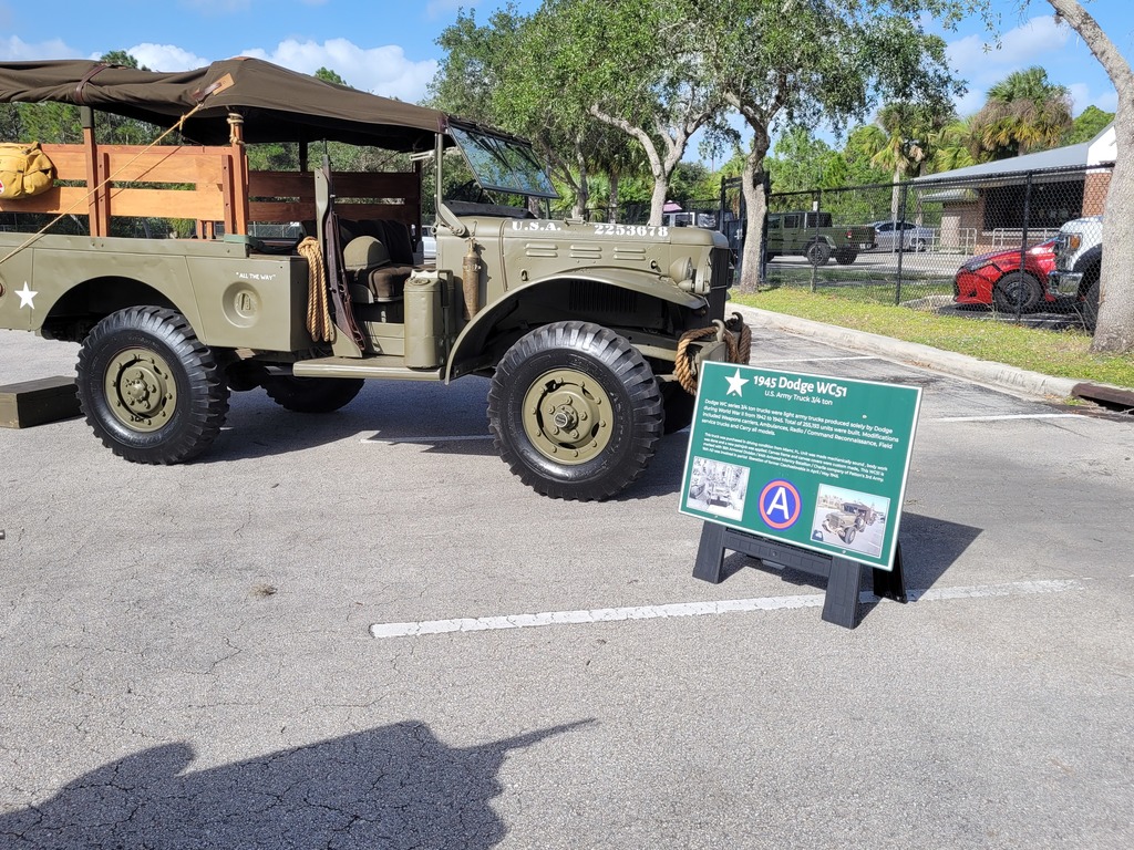 Road to Victory Military Museum travels to Crystal Lake Elementary