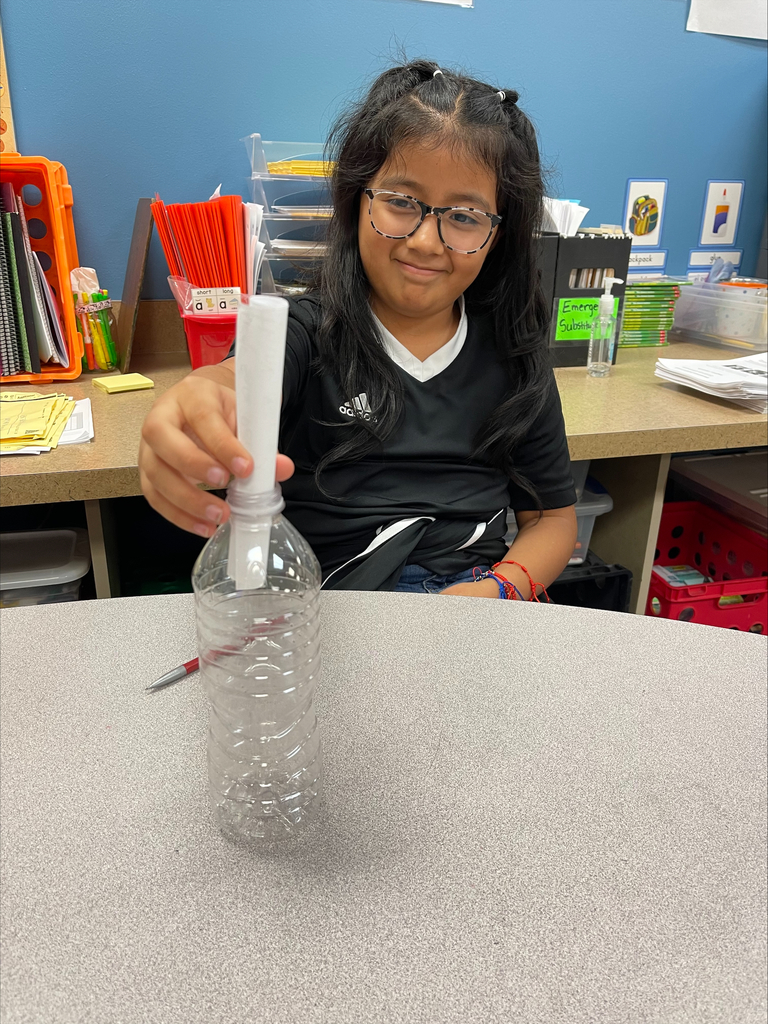 PSE students write messages in a bottle to favorite author